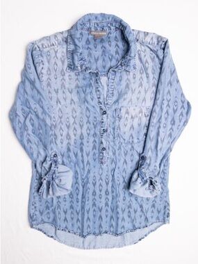 Chelsea & Theodore Popover Blouse Womens Medium M Chambray Blue Ikat Tencel Top